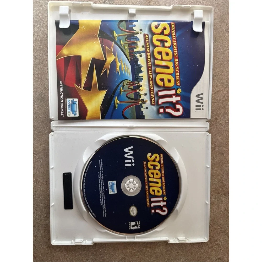 Scene It Bright Lights Big Screen (Nintendo Wii, 2009) Complete and Tested